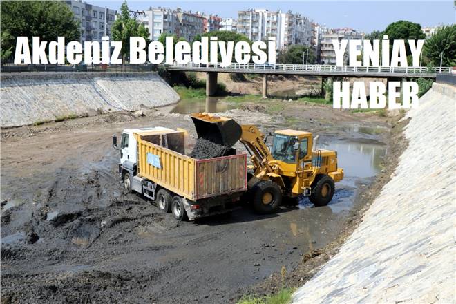 Akdeniz Belediyesi Fen işleri Müdürlüğü ekiplerinden